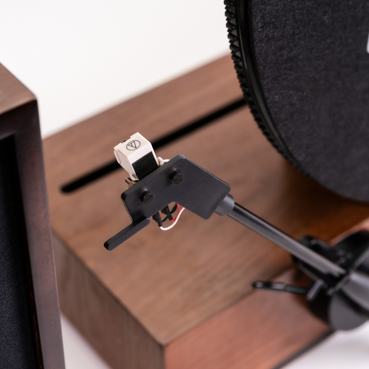 Close-up of the Fuse Audio GLD Audio-Technica cartridge and tonearm